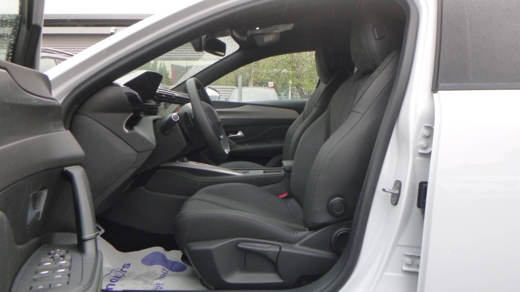 PEUGEOT 308 GT BLUEHDI 130 S&S EAT8 GT - ref: 5-1367378 - Photo 16