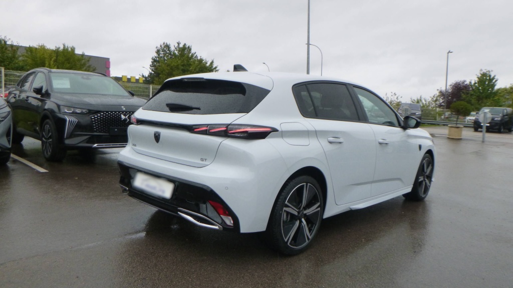 PEUGEOT 308 GT BLUEHDI 130 S&S EAT8 GT - ref: 5-1367378 - Photo 5