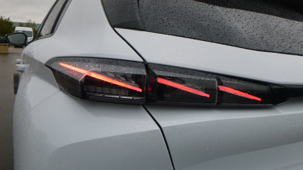 PEUGEOT 308 GT BLUEHDI 130 S&S EAT8 GT - ref: 5-1367383 - Photo 10