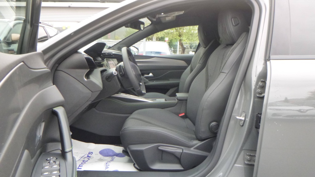 PEUGEOT 308 GT BLUEHDI 130 S&S EAT8 GT - ref: 5-1367386 - Photo 16