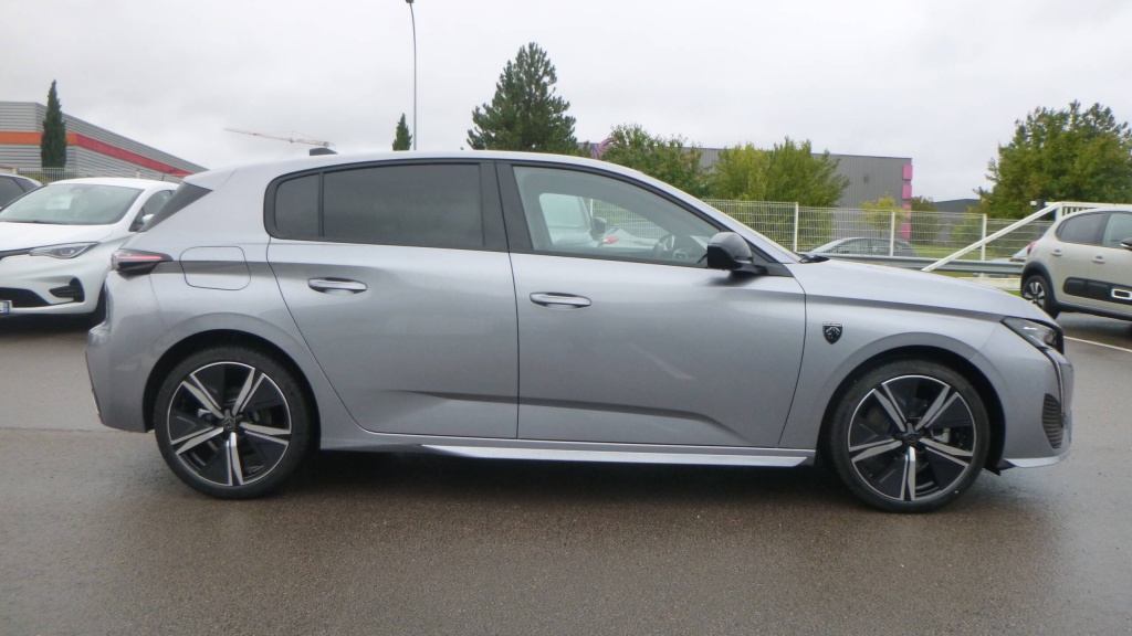 PEUGEOT 308 GT BLUEHDI 130 S&S EAT8 GT - ref: 5-1367392 - Photo 4