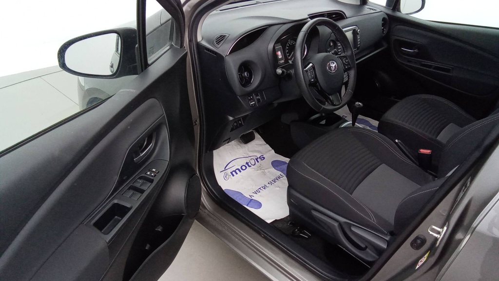 TOYOTA Yaris Dynamic YARIS HYBRIDE 100H - DYNAMIC - ref: 5-1367784 - Photo 13