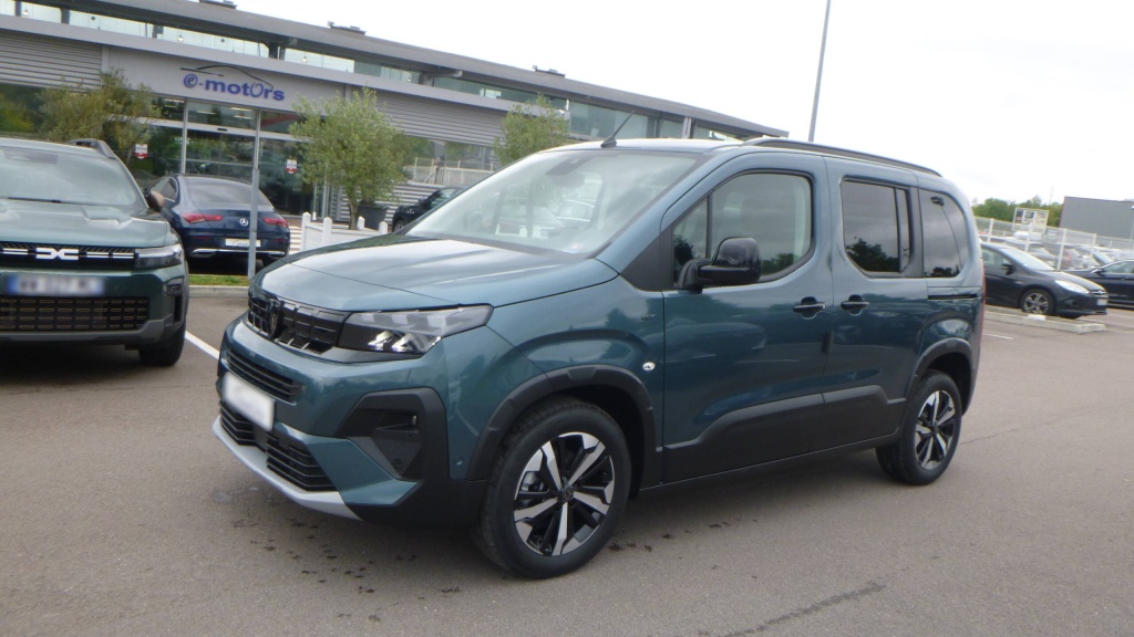 PEUGEOT Rifter GT M BLUEHDI 130 EAT8 GT 5PL +GPS +ACCES MAINS LIBRES - ref: 5-1370416 - Photo 1