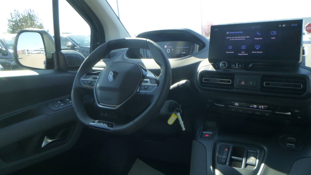 PEUGEOT Rifter GT M BLUEHDI 130 EAT8 GT 5PL - ref: 5-1370438 - Photo 15