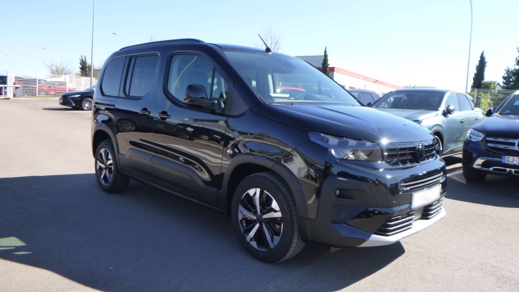 PEUGEOT Rifter GT M BLUEHDI 130 EAT8 GT 5PL - ref: 5-1370438 - Photo 3
