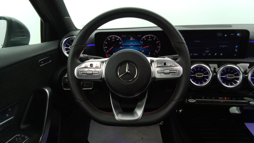 MERCEDES Classe A AMG Line 180 7G-DCT AMG LINE +TOIT - ref: 5-1370750 - Photo 14