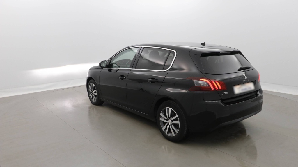 PEUGEOT 308 Allure PURETECH 130 ALLURE +ACC - ref: 5-1370940 - Photo 4