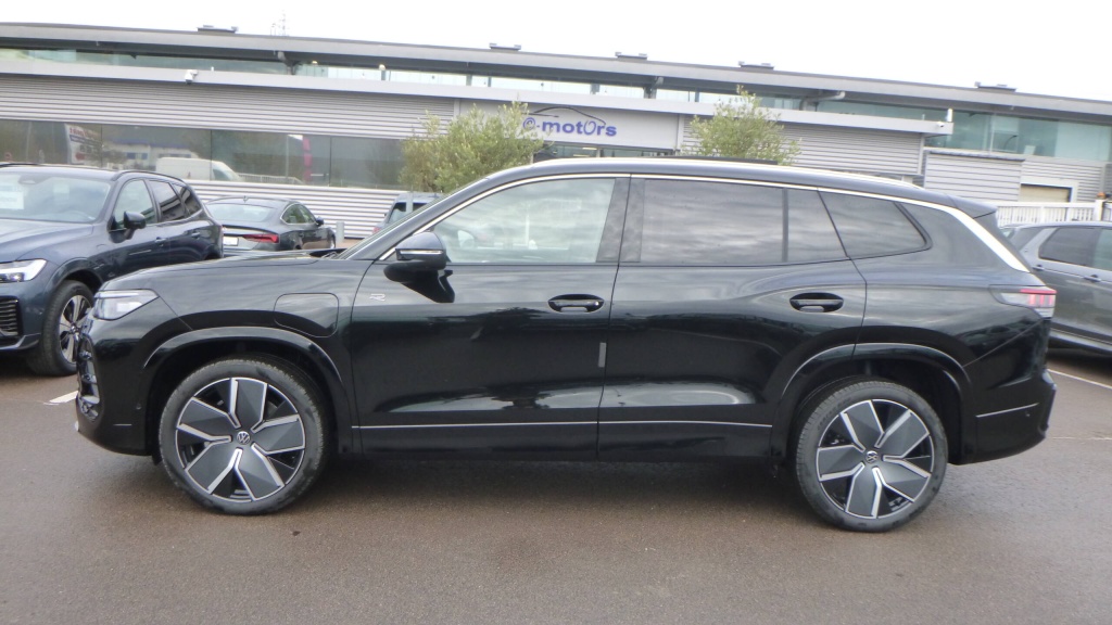 VOLKSWAGEN Tayron R-Line EHYBRID 272 DSG6 5PL R-LINE +TOIT PANO +JA20