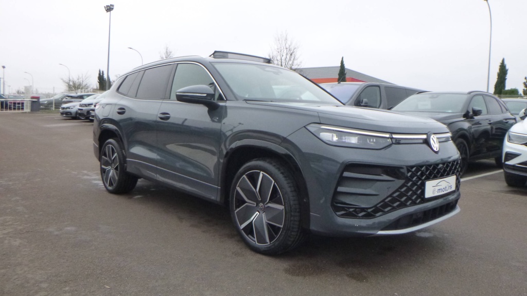 VOLKSWAGEN Tayron R-Line EHYBRID 272 DSG6 5PL R-LINE +TOIT PANO +JA20