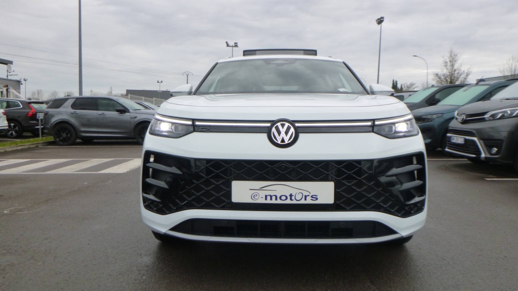VOLKSWAGEN Tayron R-Line EHYBRID 272 DSG6 5PL R-LINE +TOIT PANO +JA20