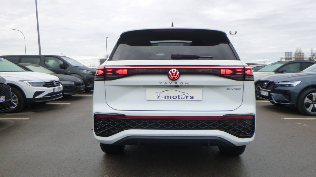VOLKSWAGEN Tayron R-Line EHYBRID 272 DSG6 5PL R-LINE +TOIT PANO +JA20