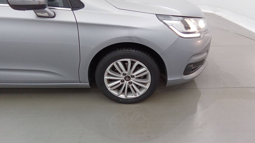 CITROEN C4 Millenium PURETECH 130 S&S EAT6 - MILLENIUM - ref: 5-1371294 - Photo 11