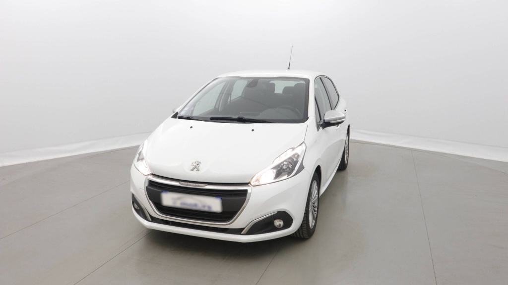 PEUGEOT 208 Allure 1.2 PURETECH 110 ALLURE - ref: 5-1372186 - Photo 1