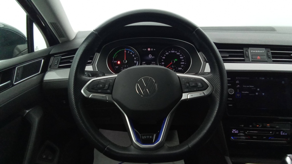 VOLKSWAGEN Passat SW GTE 1.4 TSI HYBRIDE RECHARGE DSG6 GTE - ref: 5-1372699 - Photo 13