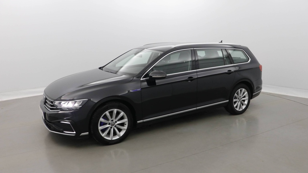 VOLKSWAGEN Passat SW GTE 1.4 TSI HYBRIDE RECHARGE DSG6 GTE - ref: 5-1372699 - Photo 19