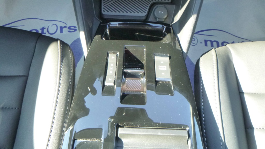 CITROEN C4 Max HYBRIDE 145 E-DCS6 MAX +PACK TECHNO  - ref: 5-1373234 - Photo 19