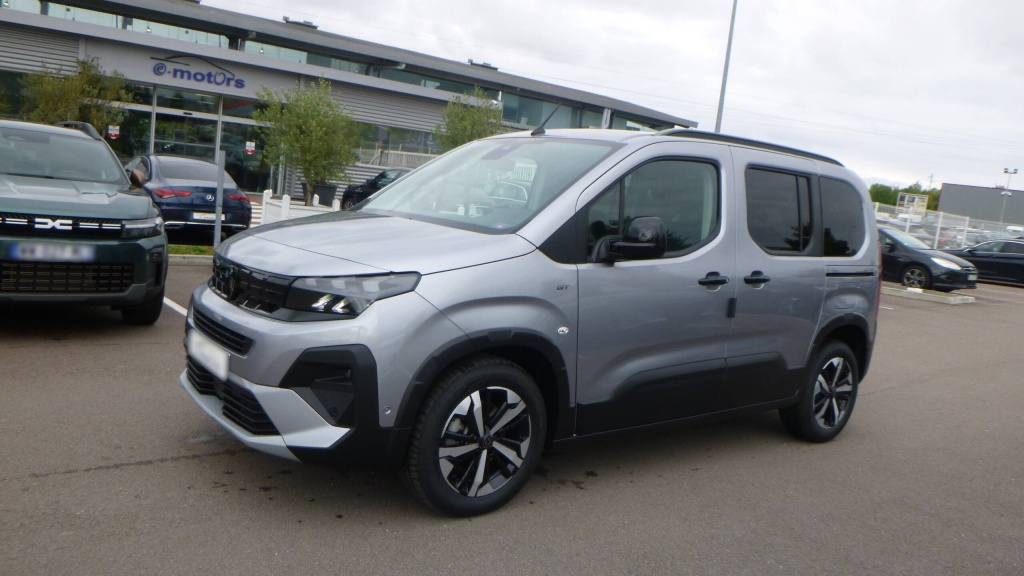 PEUGEOT Rifter GT M BLUEHDI 130 EAT8 GT 5PL +GPS +ACCES MAINS LIBRES - ref: 5-1373329 - Photo 1