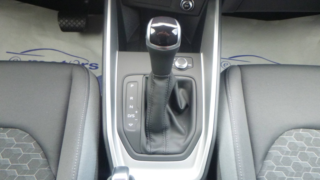 AUDI A1 Sportback S Line 25 TFSI 95 S TRONIC 7 S LINE +ACC+CAMERA - ref: 5-1373344 - Photo 19