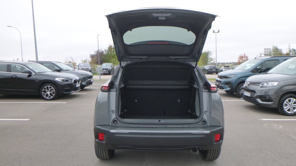 PEUGEOT 2008 Allure 100 S&S ALLURE - ref: 5-1373595 - Photo 17