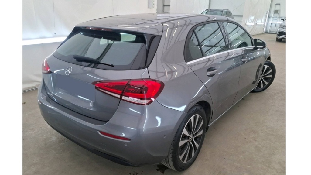 MERCEDES Classe A Style Line 180 7G-DCT STYLE +GPS - ref: 5-1373613 - Photo 3