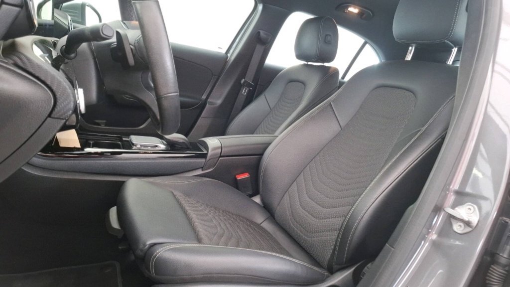 MERCEDES Classe A Style Line 180 7G-DCT STYLE +GPS - ref: 5-1373613 - Photo 6