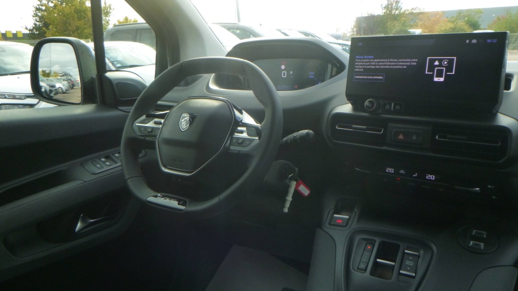 PEUGEOT Rifter GT XL BLUEHDI 130 EAT8 GT 7PL - ref: 5-1373630 - Photo 15