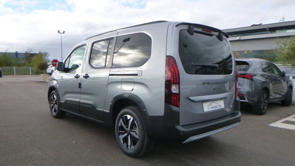 PEUGEOT Rifter GT XL BLUEHDI 130 EAT8 GT 7PL +GPS +ACCES MAINS LIBRES - ref: 5-1373644 - Photo 7