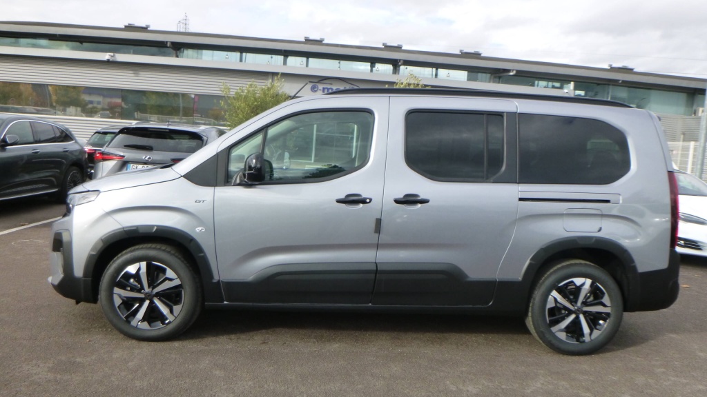 PEUGEOT Rifter GT XL BLUEHDI 130 EAT8 GT 7PL +GPS +ACCES MAINS LIBRES - ref: 5-1373644 - Photo 8