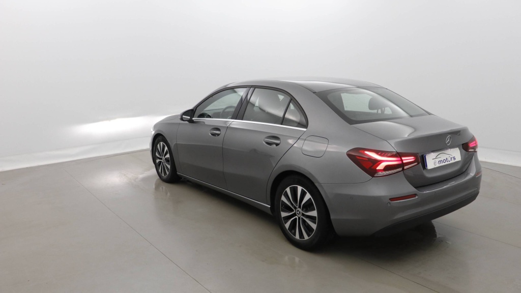 MERCEDES Classe E Style Line CLASSE A 200D 8G-DCT STYLE +GPS  - ref: 5-1373716 - Photo 4