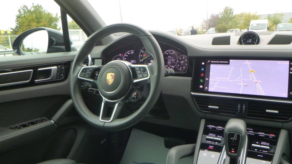 PORSCHE Cayenne Cayenne E-Hybrid 3.0 V6 462 ch Tiptronic BVA + 33.000€ d'options E-HYBRID 3.0 V6 462 CH TIPTRONIC BVA + 33.000€ D'OPTIONS - ref: 5-1376502 - Photo 16