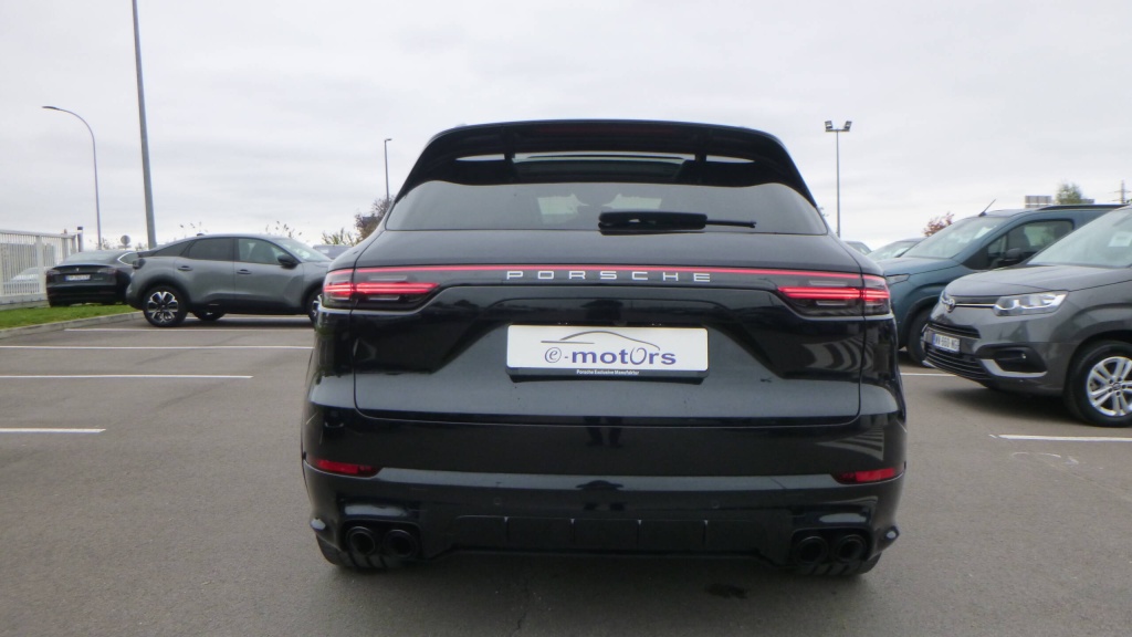PORSCHE Cayenne Cayenne E-Hybrid 3.0 V6 462 ch Tiptronic BVA + 33.000€ d'options E-HYBRID 3.0 V6 462 CH TIPTRONIC BVA + 33.000€ D'OPTIONS - ref: 5-1376502 - Photo 6