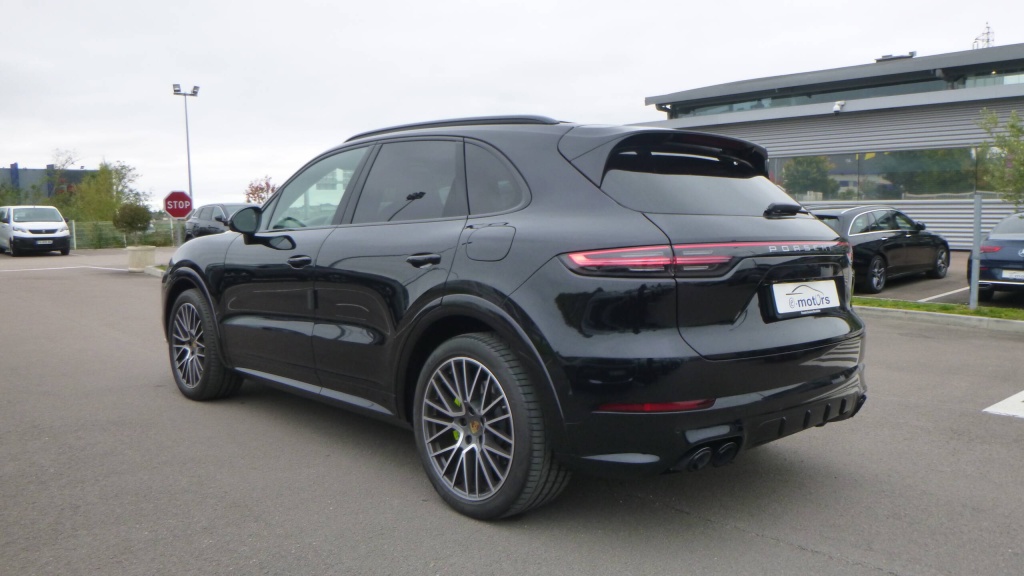 PORSCHE Cayenne Cayenne E-Hybrid 3.0 V6 462 ch Tiptronic BVA + 33.000€ d'options E-HYBRID 3.0 V6 462 CH TIPTRONIC BVA + 33.000€ D'OPTIONS - ref: 5-1376502 - Photo 7