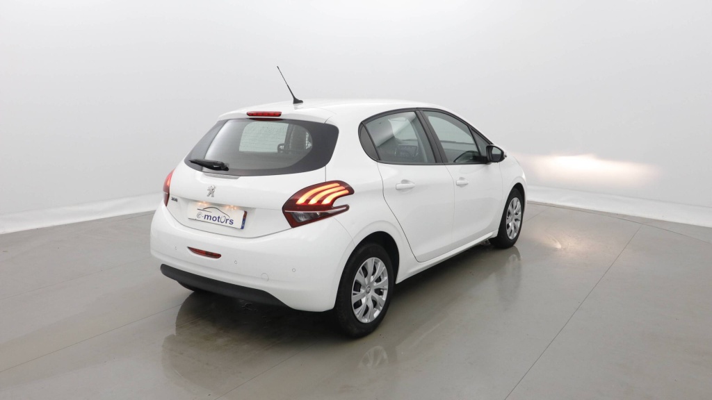 PEUGEOT 208 Affaire PREMIUM PACK PURETECH 82 PREMIUM PACK 2PL +PDC AR - ref: 5-1376741 - Photo 6