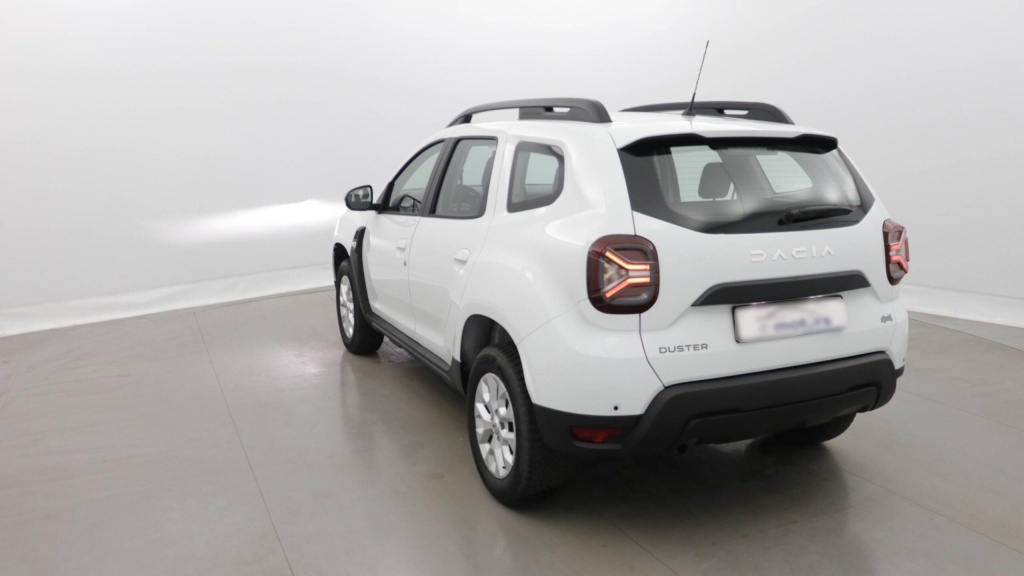 DACIA Duster Expression BLUE DCI 115 4X4 EXPRESSION - ref: 5-1376875 - Photo 4