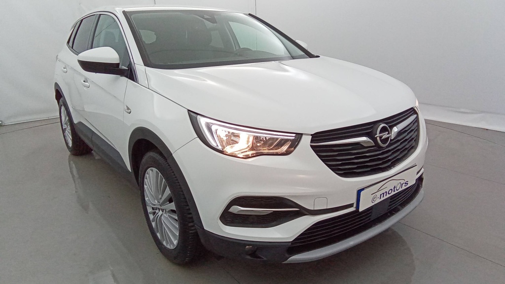OPEL Grandland Innovation GRANDLAND X 1.2 TURBO 130 INNOVATION - ref: 5-1378797 - Photo 9