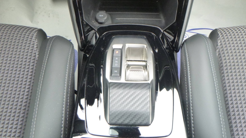 PEUGEOT 208 GT PURETECH 100 S&S EAT8 - GT - ref: 5-1379437 - Photo 19