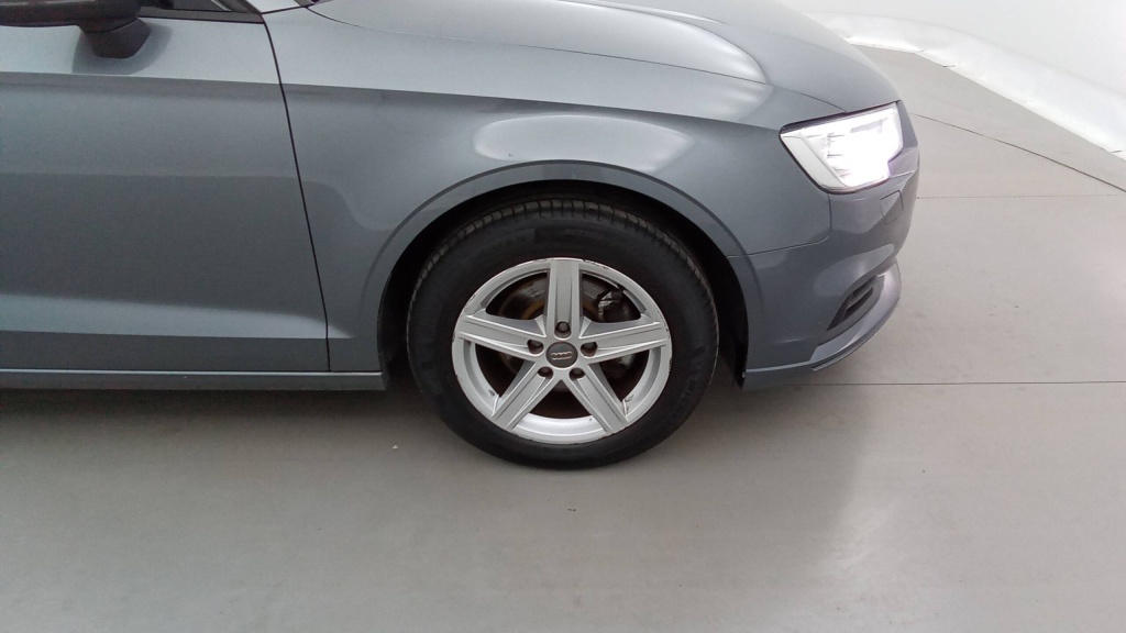 AUDI A3 A3 Berline 30 TFSI 116 S tronic 7 +GPS +PDC AR  30 TFSI 116 S TRONIC 7 +GPS +PDC AR  - ref: 5-1379883 - Photo 11
