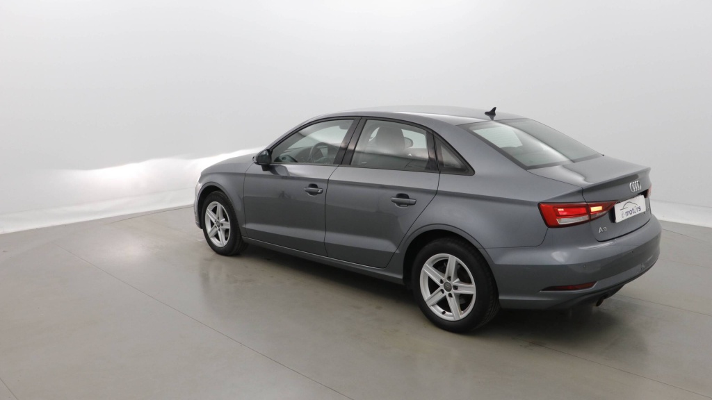 AUDI A3 A3 Berline 30 TFSI 116 S tronic 7 +GPS +PDC AR  30 TFSI 116 S TRONIC 7 +GPS +PDC AR  - ref: 5-1379883 - Photo 4