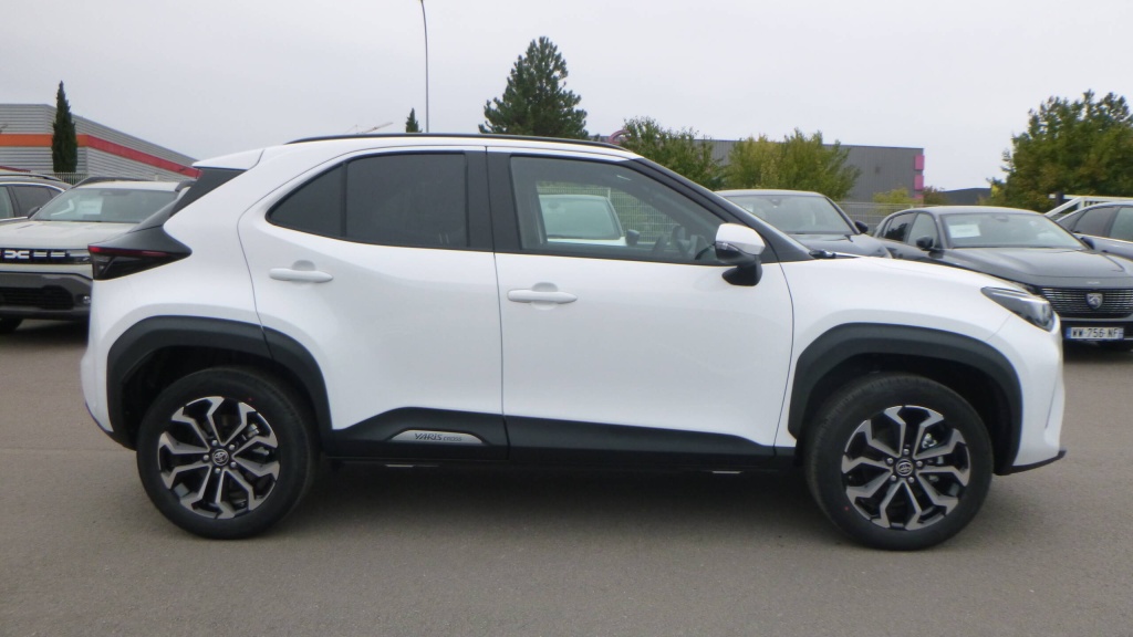 TOYOTA Yaris Cross Design 130 2WD DESIGN  - ref: 5-1380400 - Photo 4