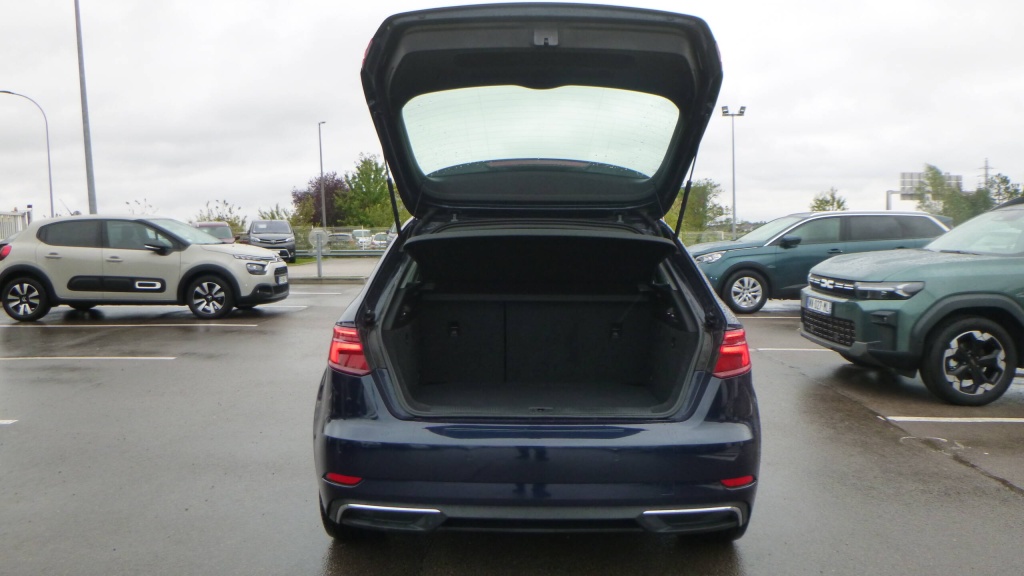 AUDI A3 Sportback Design 40 TFSIE 204 S TRONIC DESIGN - ref: 5-1380420 - Photo 18