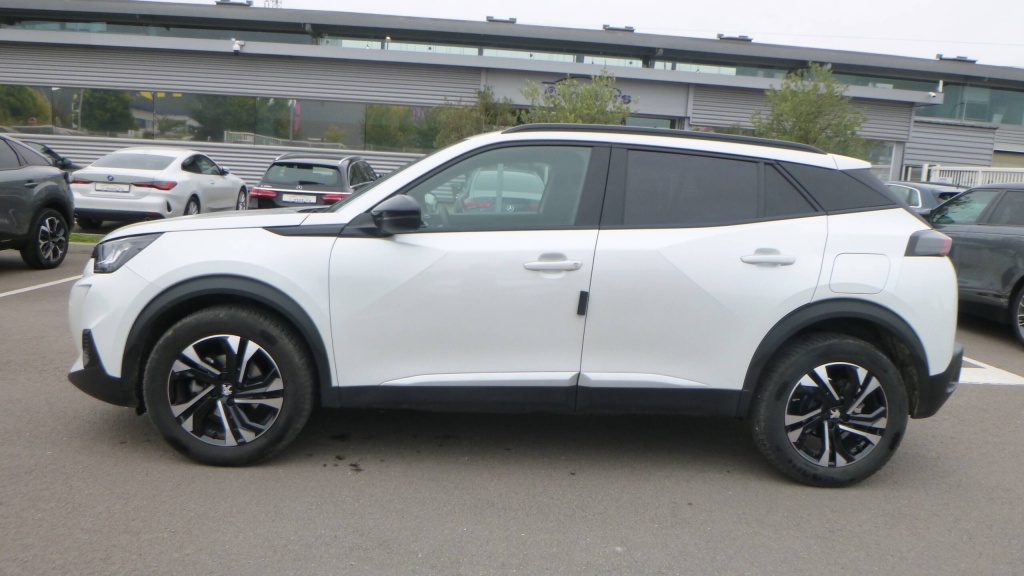 PEUGEOT 2008 Allure PURETECH 100 S&S BVM6 - ALLURE - ref: 5-1383621 - Photo 5