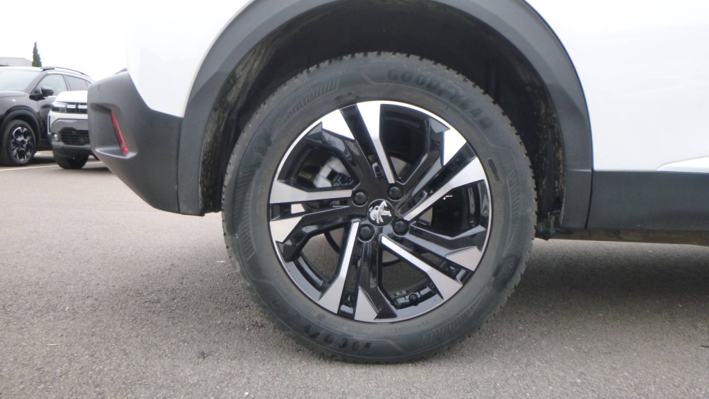 PEUGEOT 2008 Allure PURETECH 100 S&S BVM6 - ALLURE - ref: 5-1383621 - Photo 8