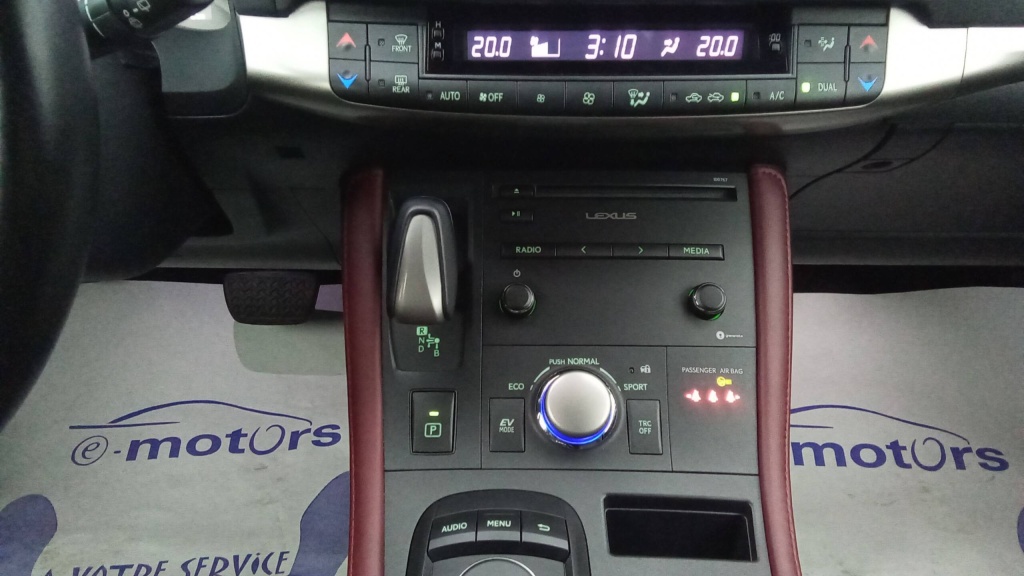 LEXUS CT Sport Edition 200H - SPORT EDITION - ref: 5-1386394 - Photo 14