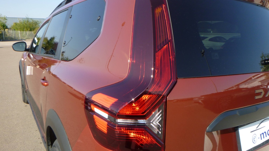 DACIA Jogger Extreme + ECO-G 100 7 PLACES EXTREME+  +SIEGES AV CHAUFFANTS - ref: 5-1388910 - Photo 10