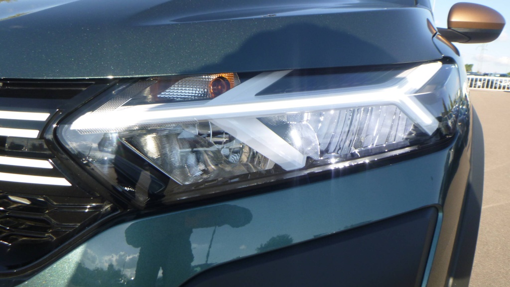 DACIA Jogger Extreme + ECO-G 100 7 PLACES EXTREME+  +SIEGES AV CHAUFFANTS - ref: 5-1388923 - Photo 9