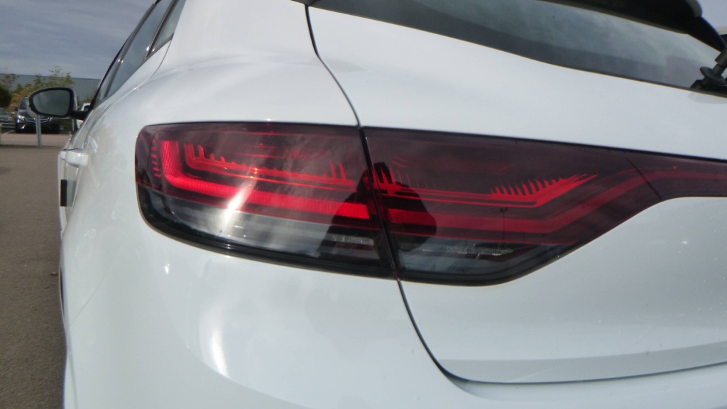 RENAULT Megane Techno BLUE DCI 115 - TECHNO - ref: 5-1389316 - Photo 10