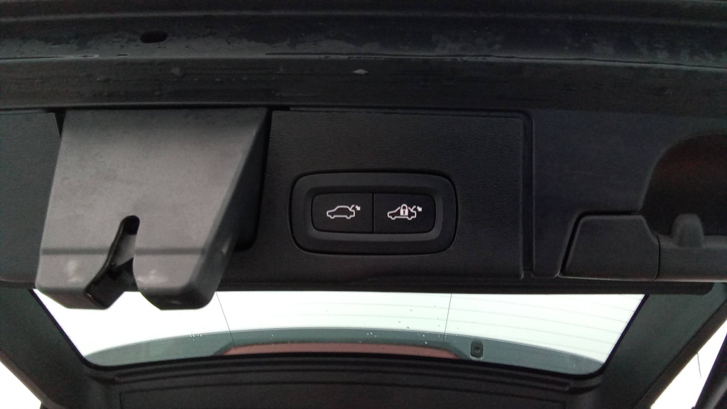 VOLVO XC60 Momentum B4 197 GEARTRONIC 8 MOMENTUM +PACK INTELLISAFE PRO  - ref: 5-1389345 - Photo 14