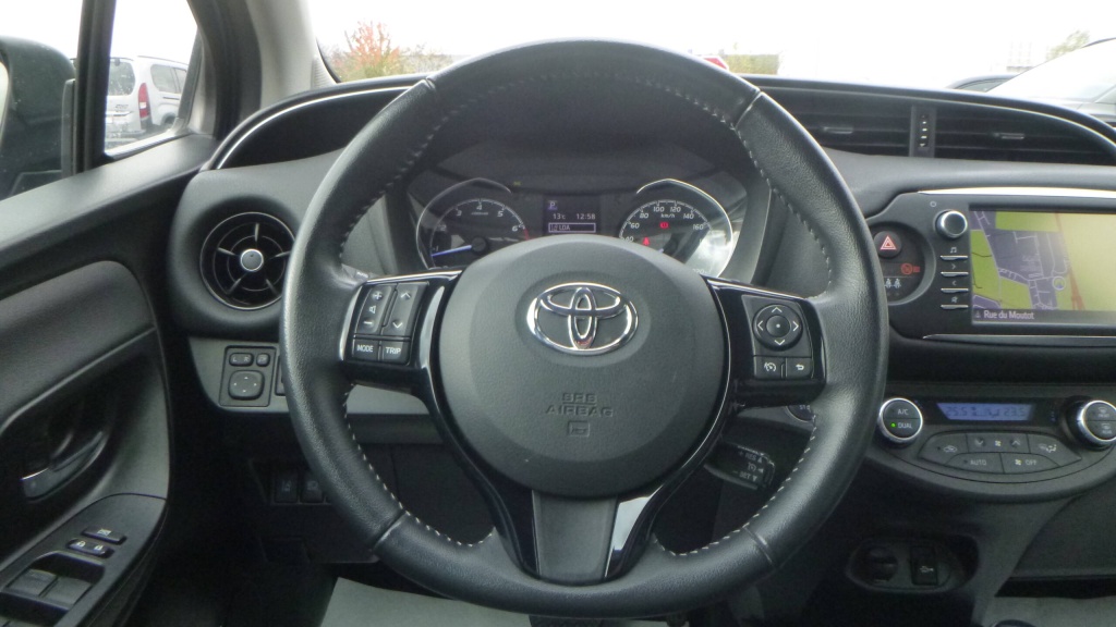 TOYOTA Yaris Design YARIS 110 VVT-I CVT - DESIGN - ref: 5-1390311 - Photo 14