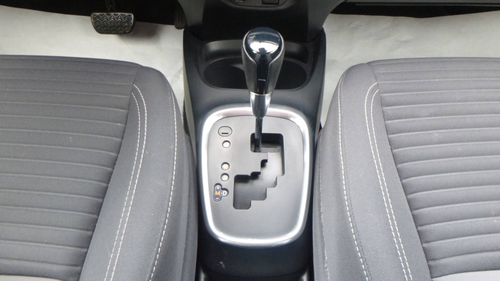 TOYOTA Yaris Design YARIS 110 VVT-I CVT - DESIGN - ref: 5-1390311 - Photo 19