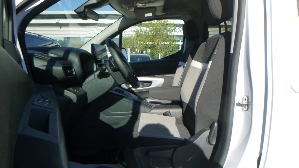 CITROEN Berlingo Max TAILLE XL BLUEHDI 130 S&S EAT8 - MAX - ref: 5-1391135 - Photo 16